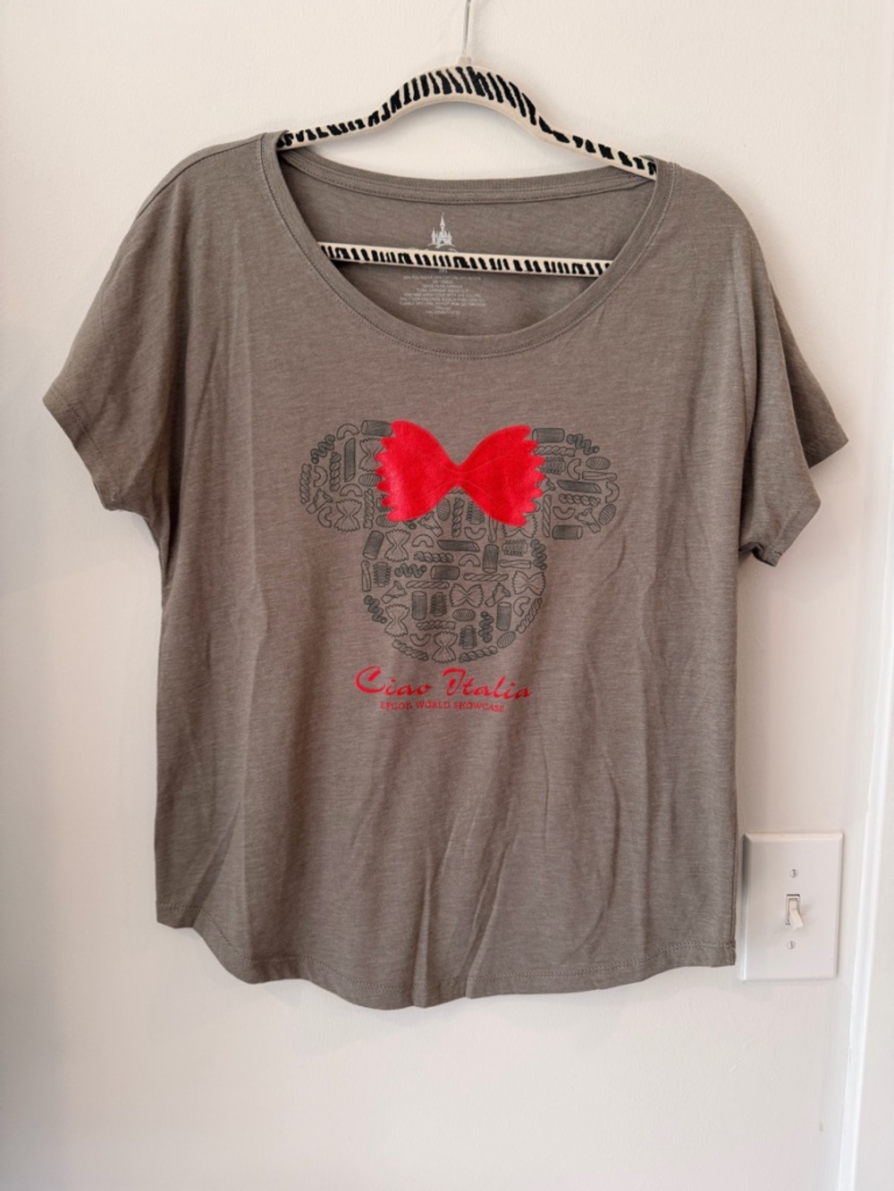 Disney Parks Ciao Italia Pasta Tee with red glitter bow
